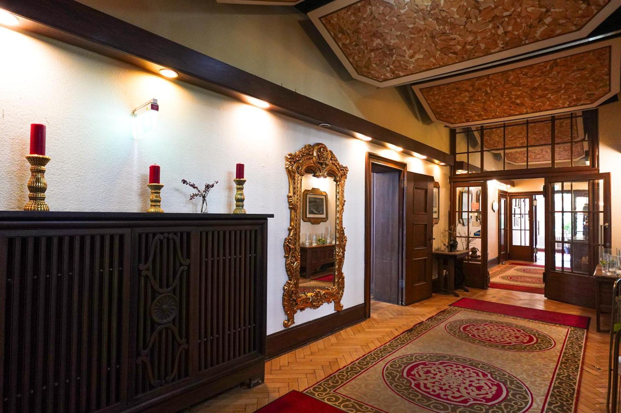 Hotel Casino Im Park Камп-Лінтфорт Екстер'єр фото